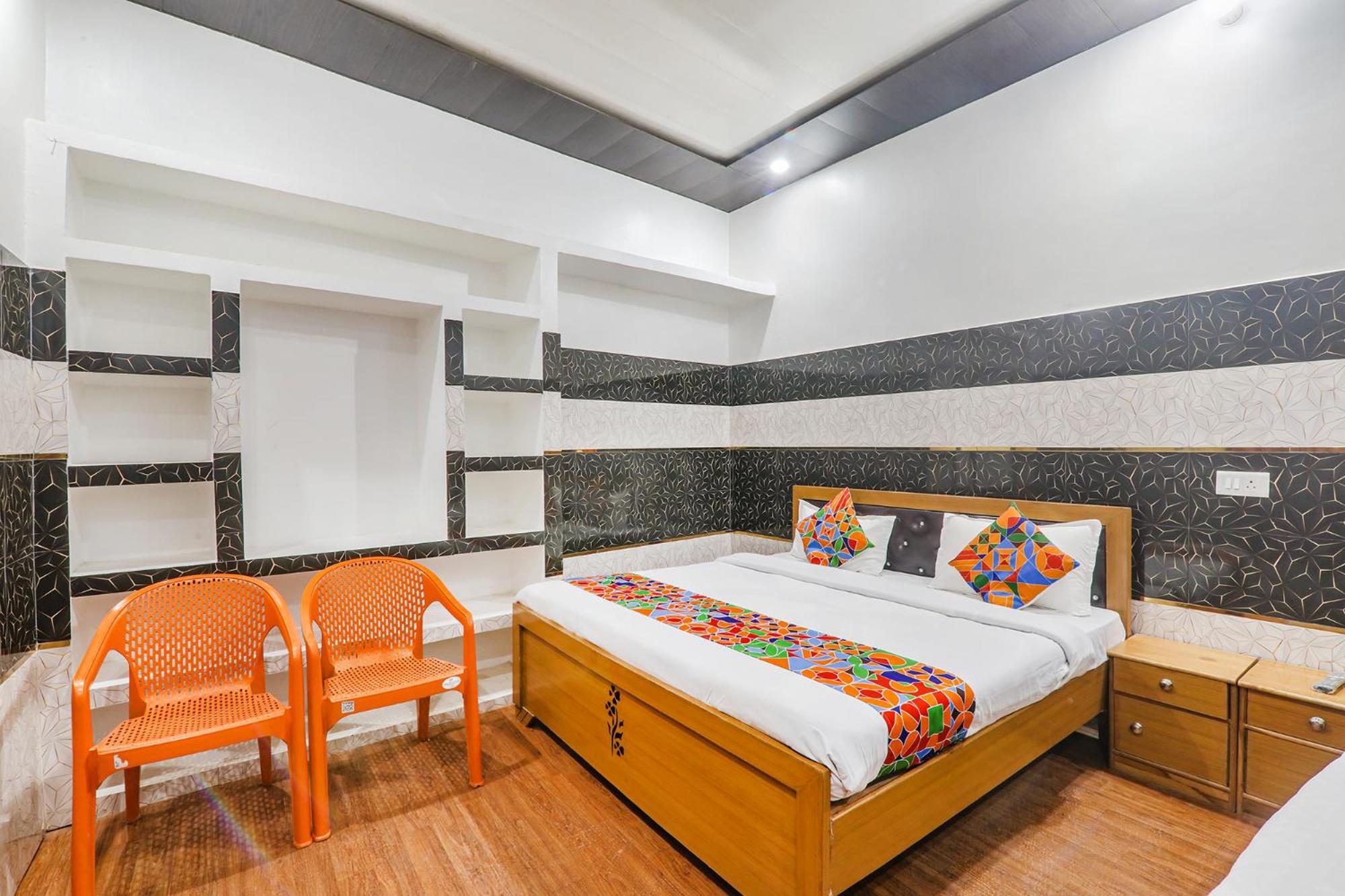 Fabexpress Milan Palace Ayodhya Buitenkant foto