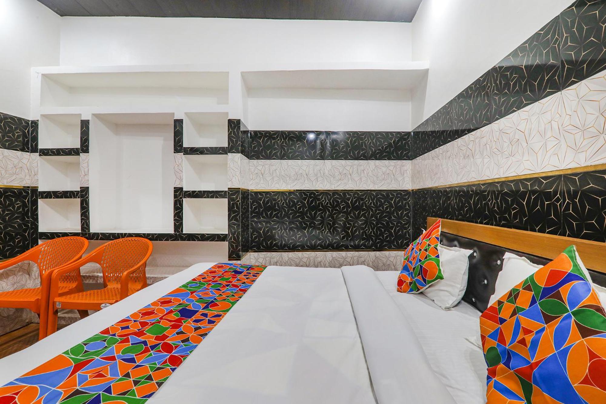 Fabexpress Milan Palace Ayodhya Buitenkant foto